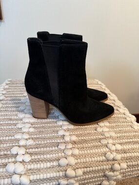 Nine West Black Suede Pointed Toe Block Heel Ankle Boots